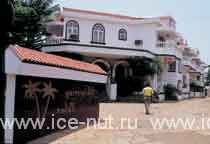 Отель Whispering Palms Beach Resort (Виспэринг Палмс Бич Ризот) 3* (Северный Гоа, Индия)
