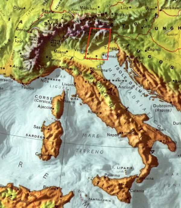 В какой стране находятся горы альпы. Италия горы Альпы на карте. Рельеф Италии карта. Горы Альпы на физической карте. Рельеф Италии Апеннины.