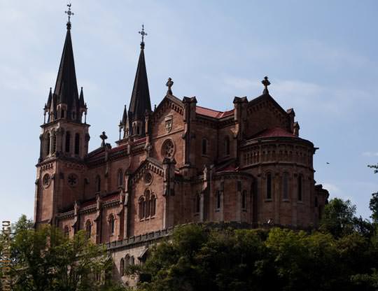 Ковадонга Covadonga Испания Город Ковадонга (Испания)